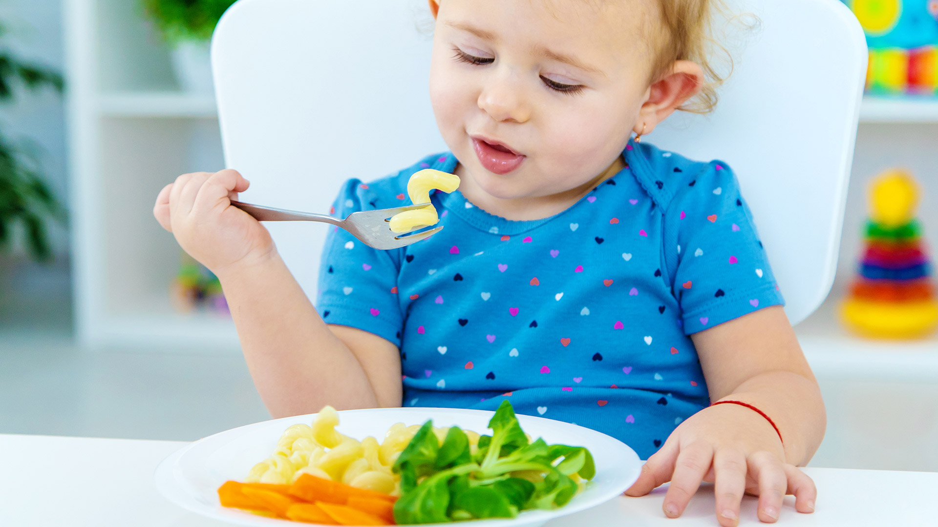 Come l’alimentazione negli asili nido contribuisce al benessere dei nostri bambini